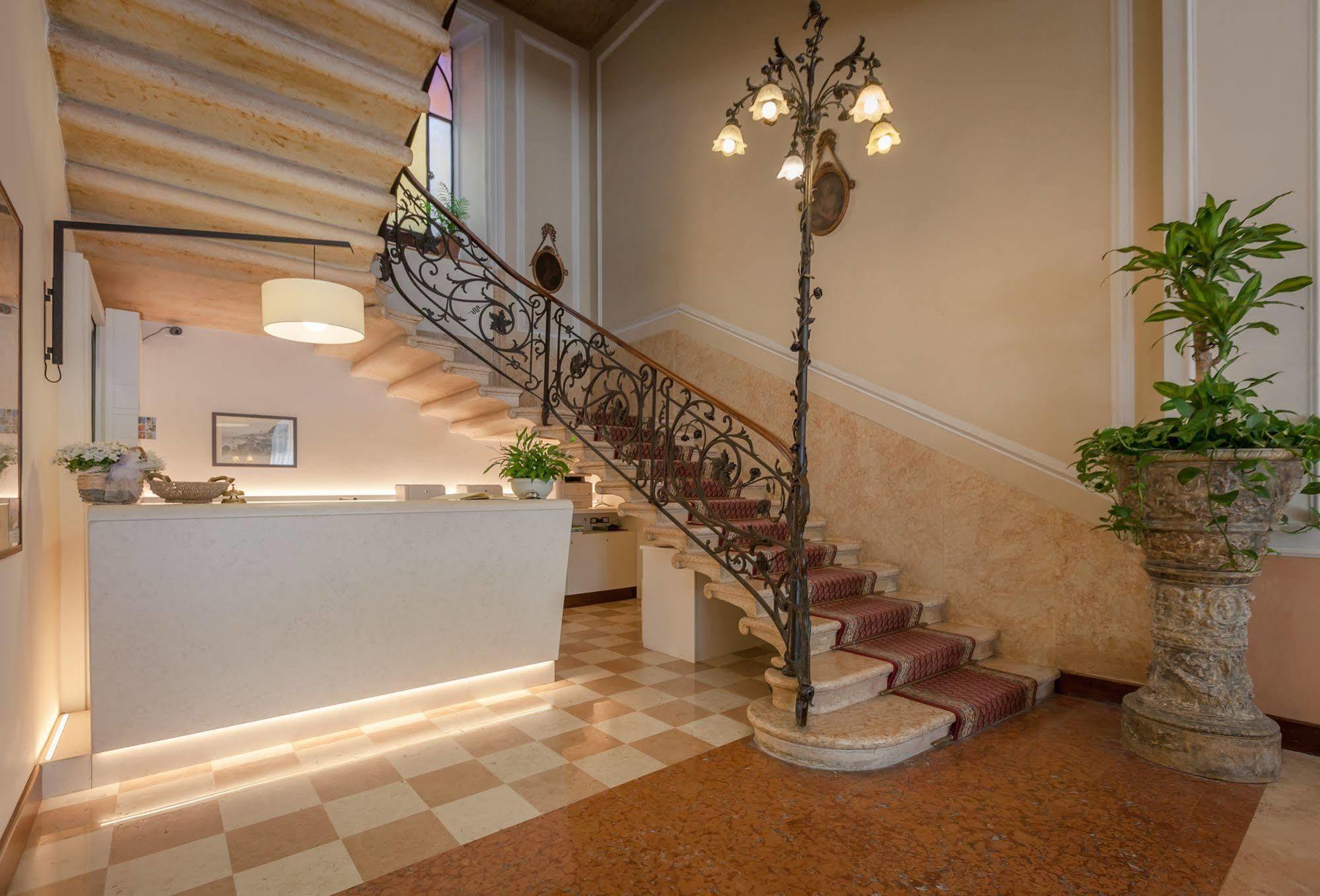 Hotel Excelsior Splendide Bellagio Esterno foto